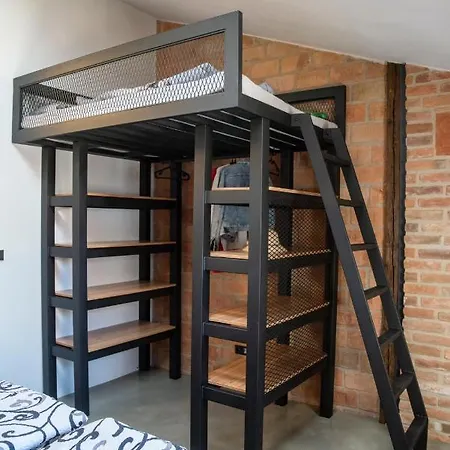 Ecitlav - * فالتيس